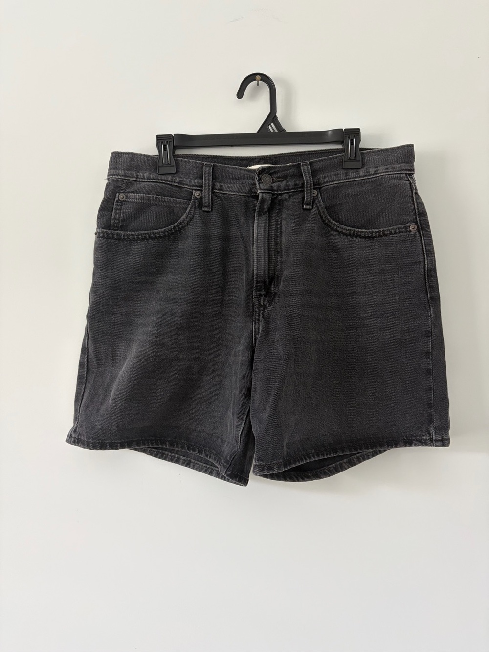 Levi’s ‘94 Baggy Mid Rise Black Denim Jean Cotton Shorts 31